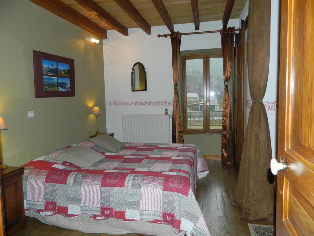 Chambre D'Hotes La Mexicaine Жозье Экстерьер фото